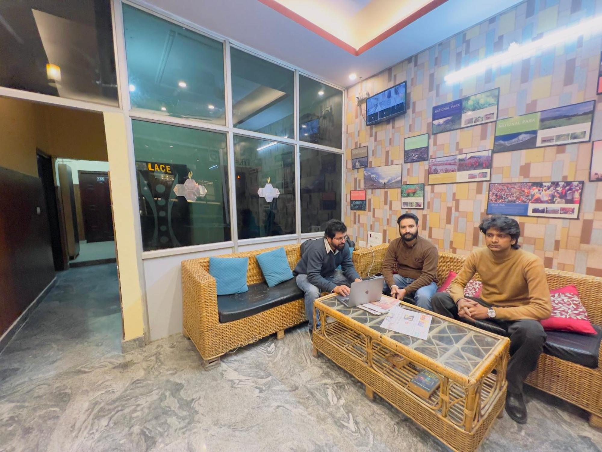 Bhagirathi By Restay Hotels Risikés Kültér fotó