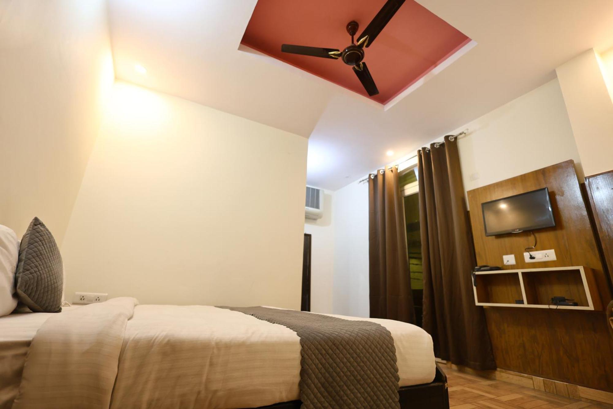 Bhagirathi By Restay Hotels Risikés Kültér fotó